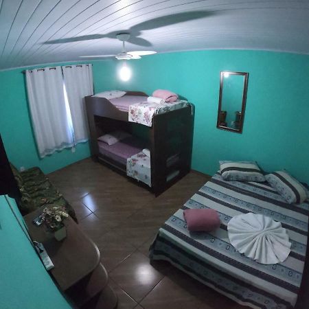 Vila Casas Amizade Abraão Exteriér fotografie